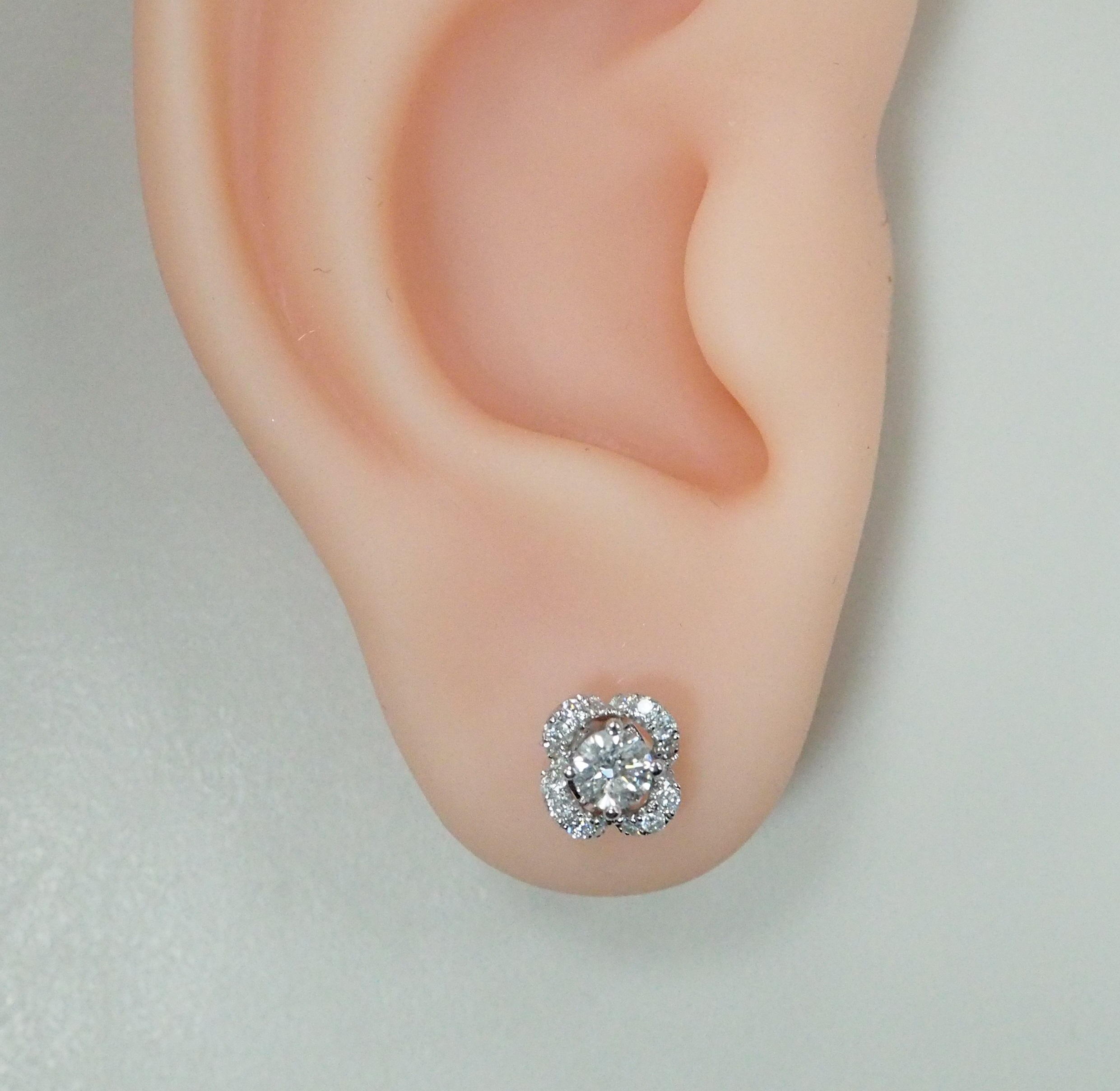 10591-000008 Серьги (Au 585)